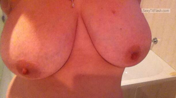Very big Tits Of My Girlfriend Selfie by Ronni